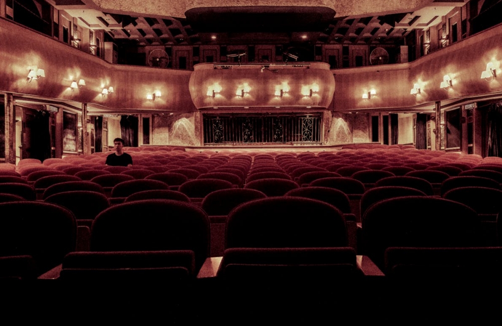 Noc Teatrów: darmowe bilety na spektakle w krakowskich teatrach czekają!